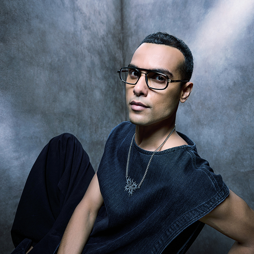 Lenskart STUDIO Black Full Rim Geometric right side