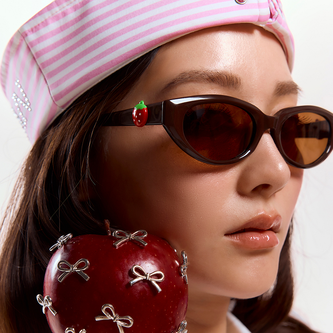 Lenskart Brown Full Rim Cat Eye right side