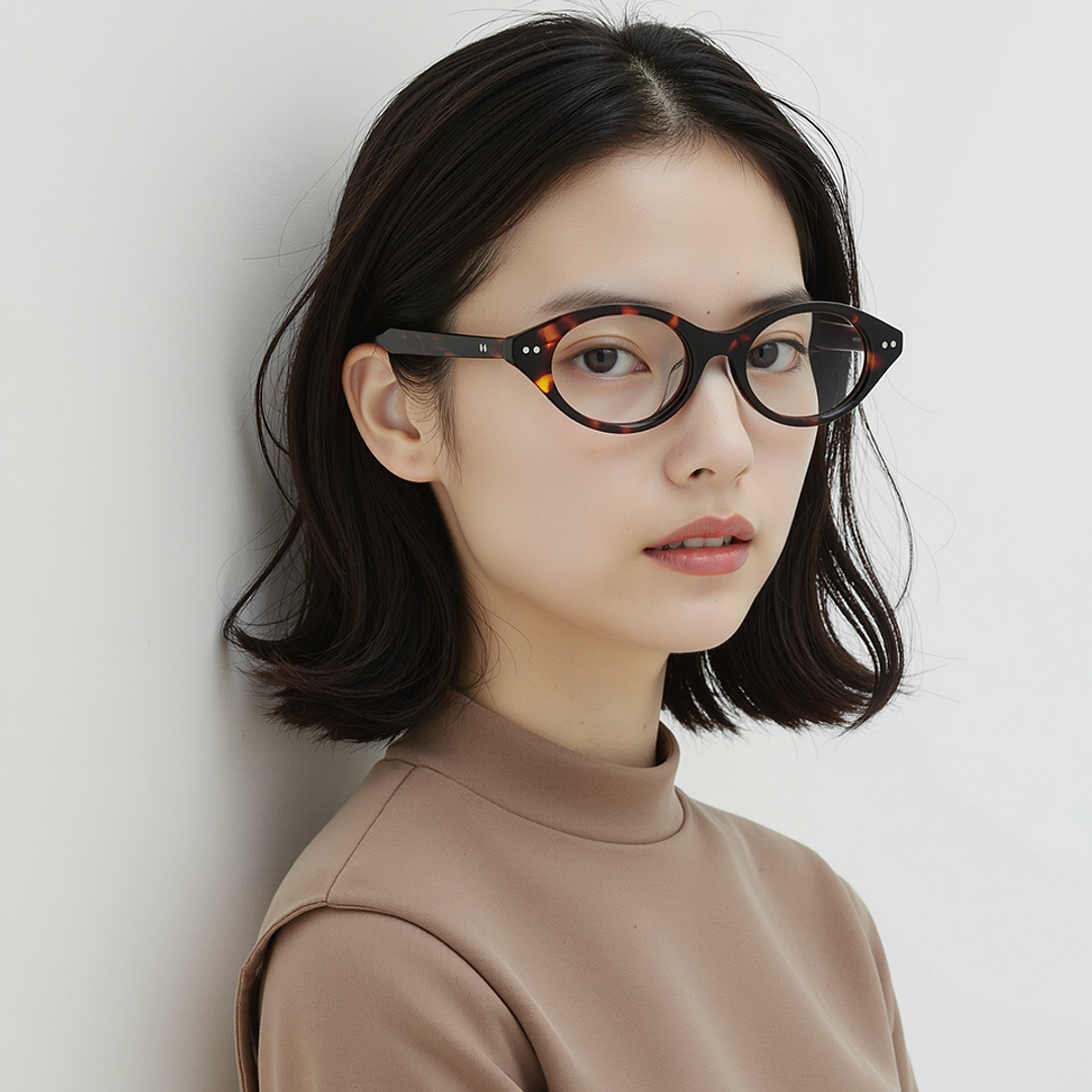 Lenskart Brown Tortoise Full Rim Round right side