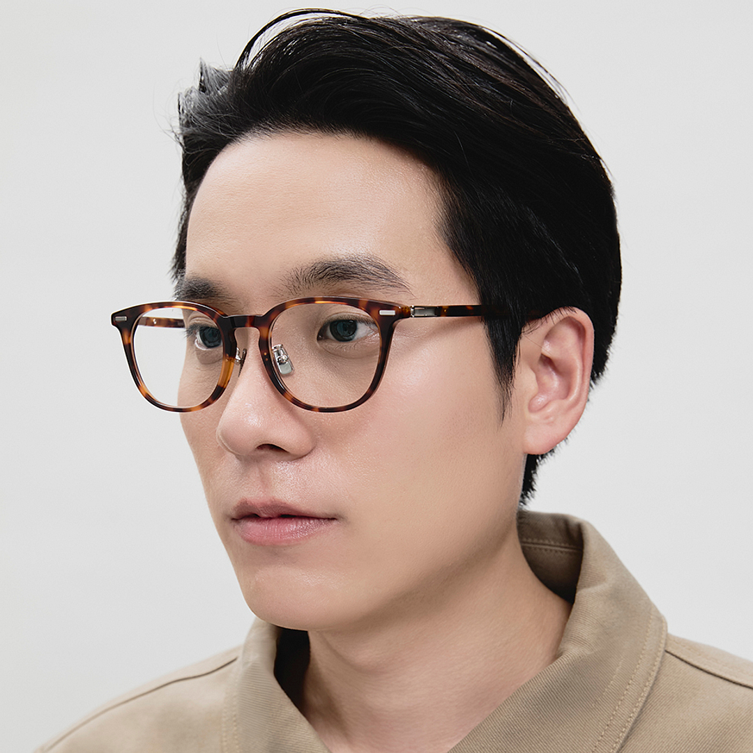 Lenskart Brown Tortoise Full Rim Round left side