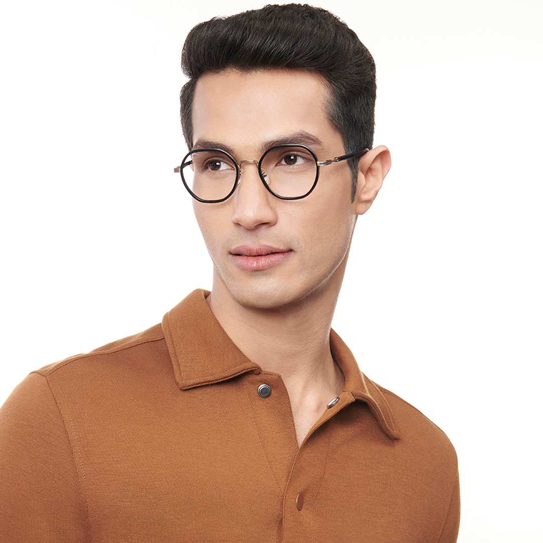 Lenskart Studio Online Black Full Rim Geometric right side