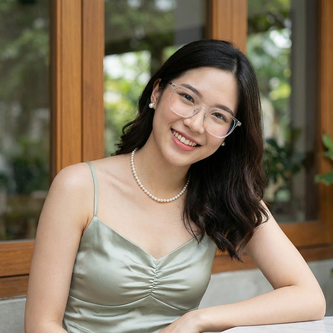 Lenskart Crystal Transparent Full Rim Square right side