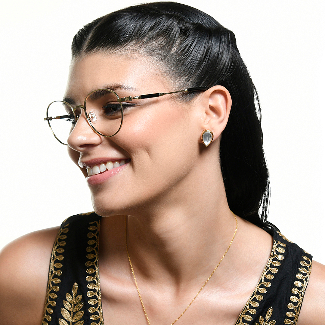 Lenskart Studio Online Gold Full Rim Round right side