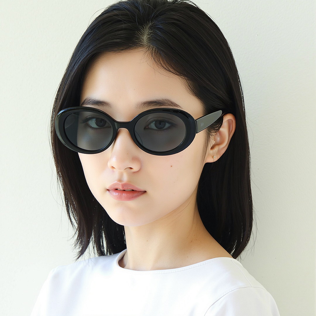 Lenskart Black Full Rim Round left side