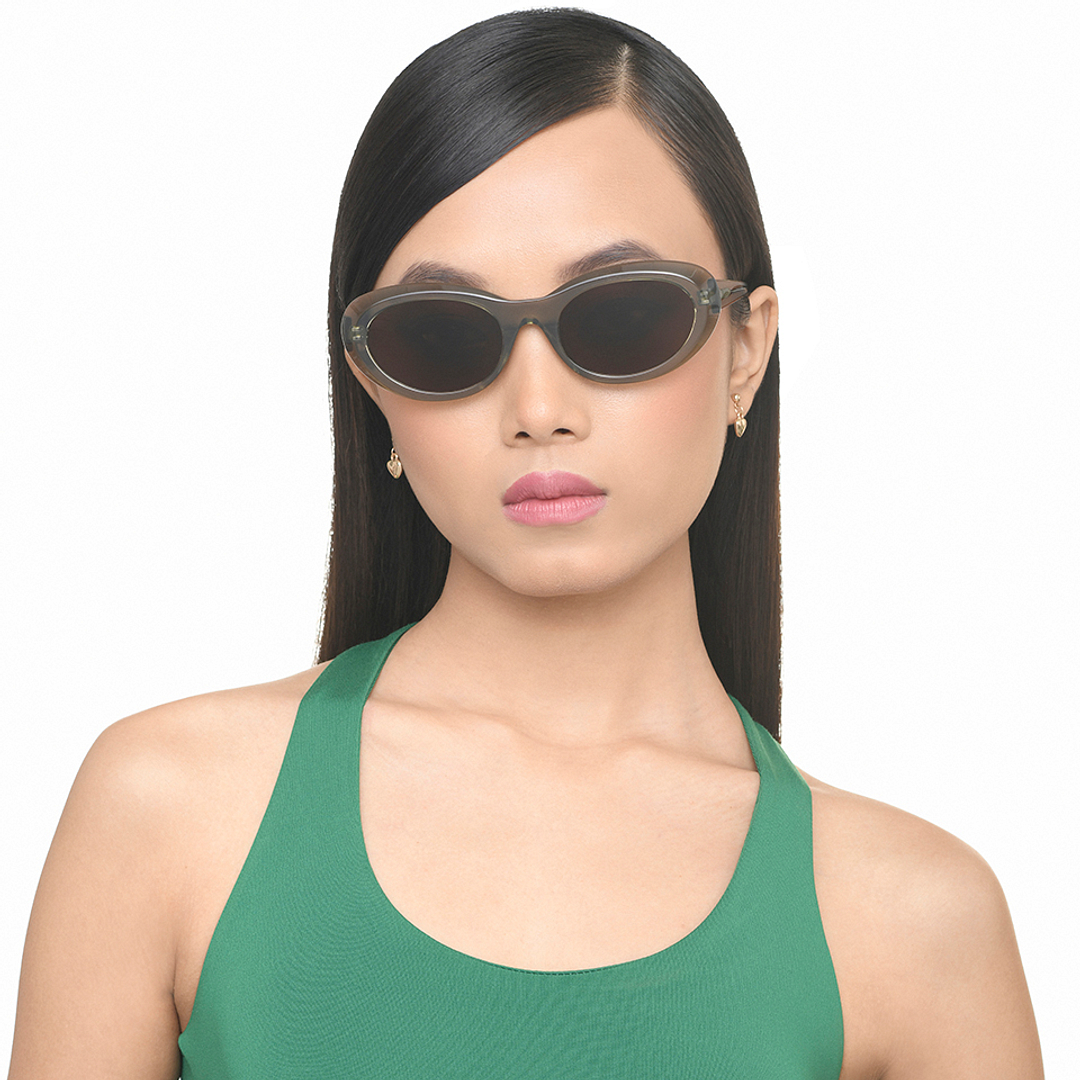 Lenskart Gray Transparent Full Rim Round right side