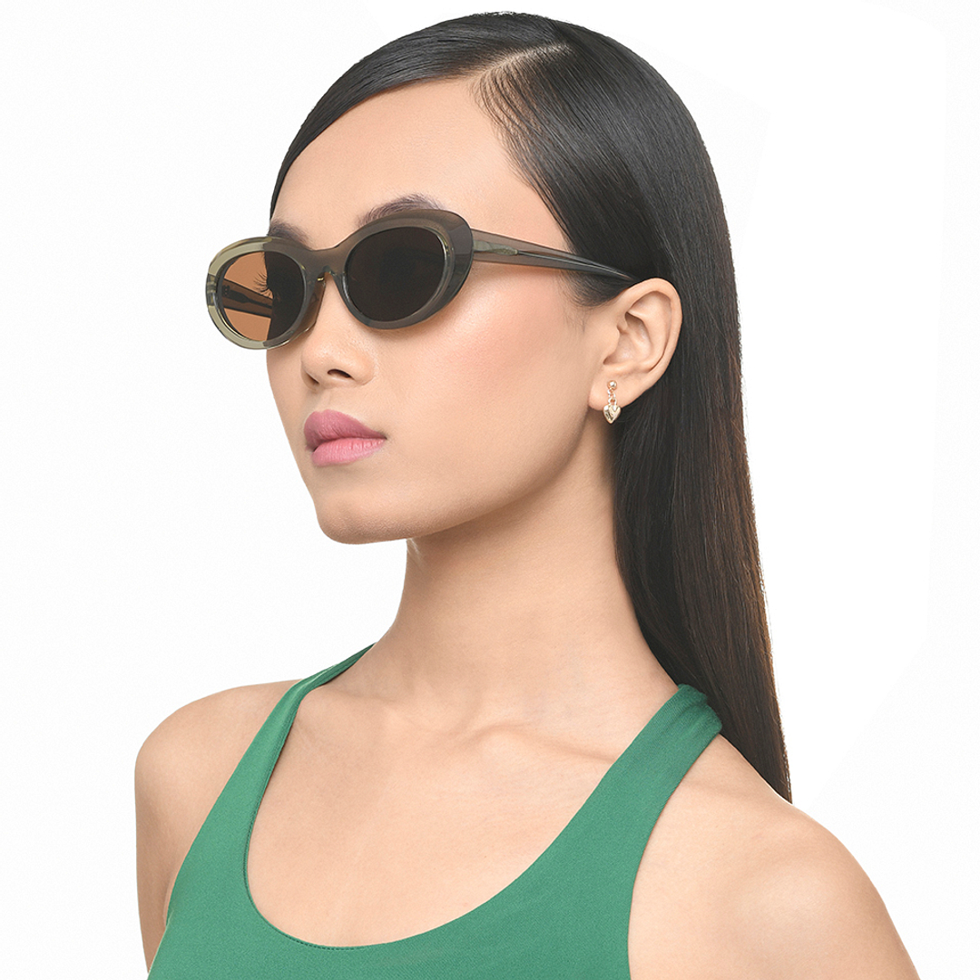 Lenskart Gray Transparent Full Rim Round left side