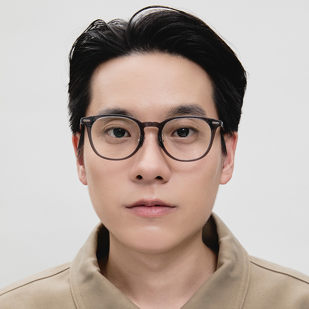 Lenskart Grey Transparent Full Rim Round right side