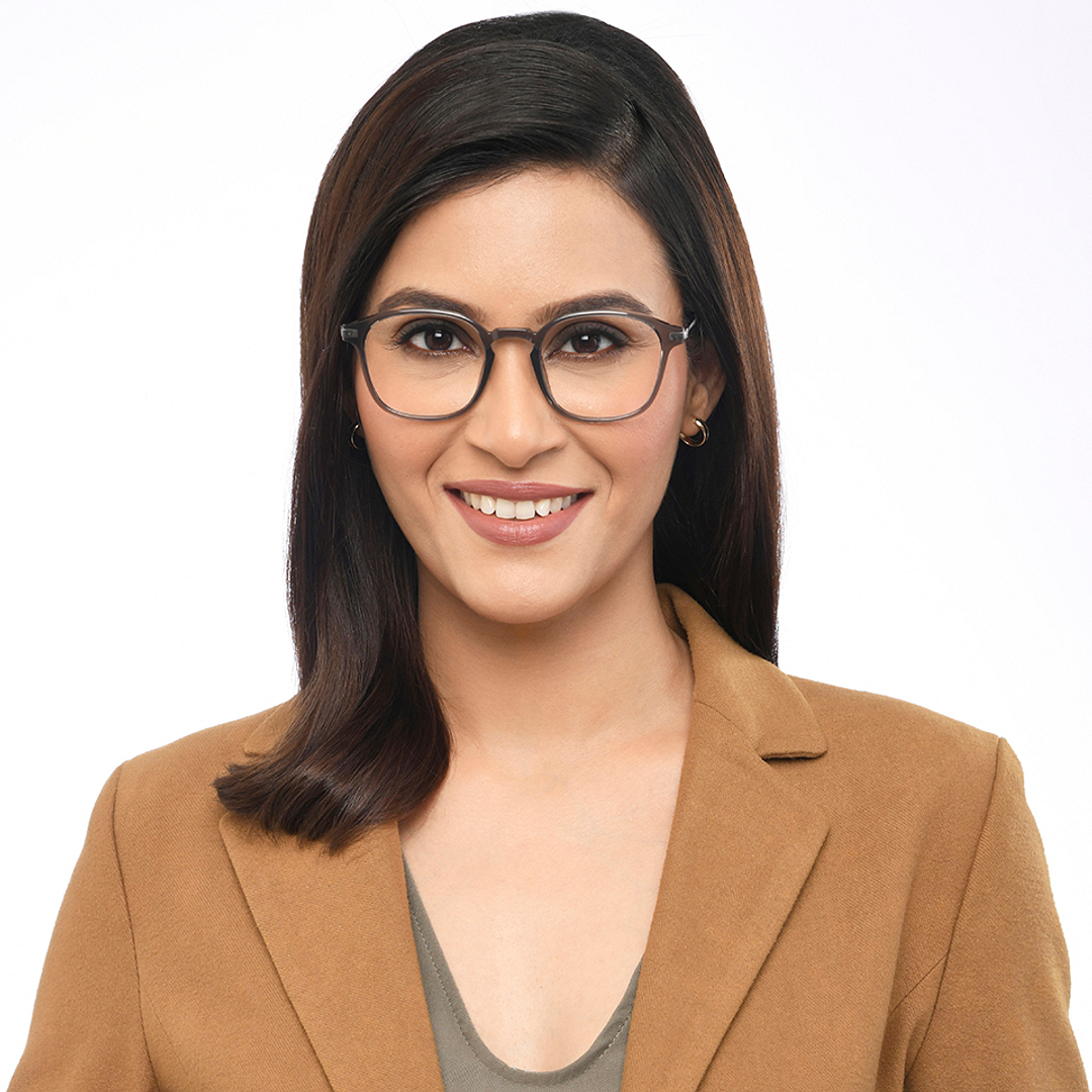 Lenskart Air Online Gray Transparent Full Rim Round right side