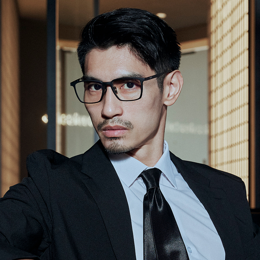 Lenskart Matte Black Full Rim Square right side