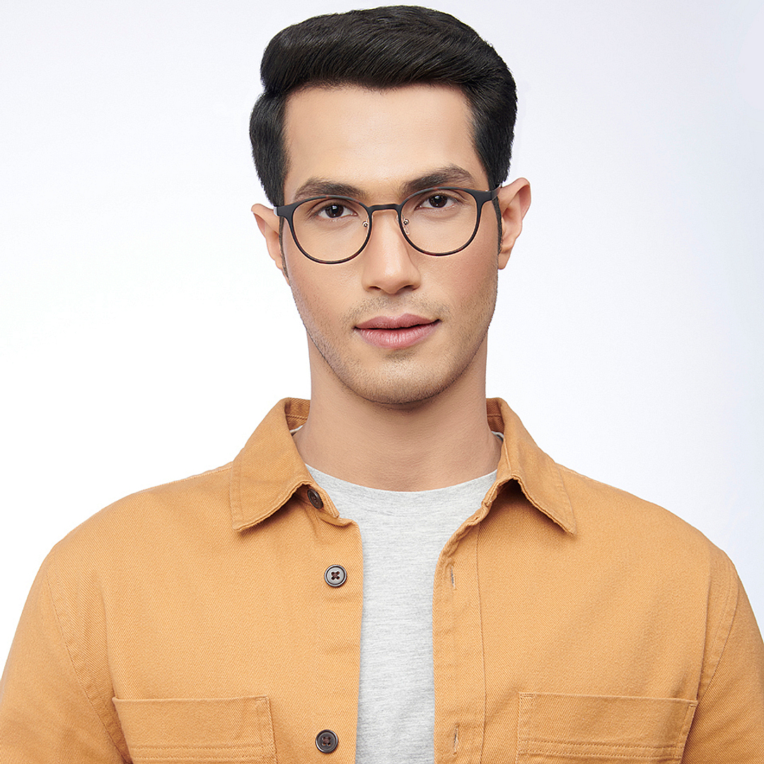 Lenskart Air LA Light Brown Full Rim Round right side