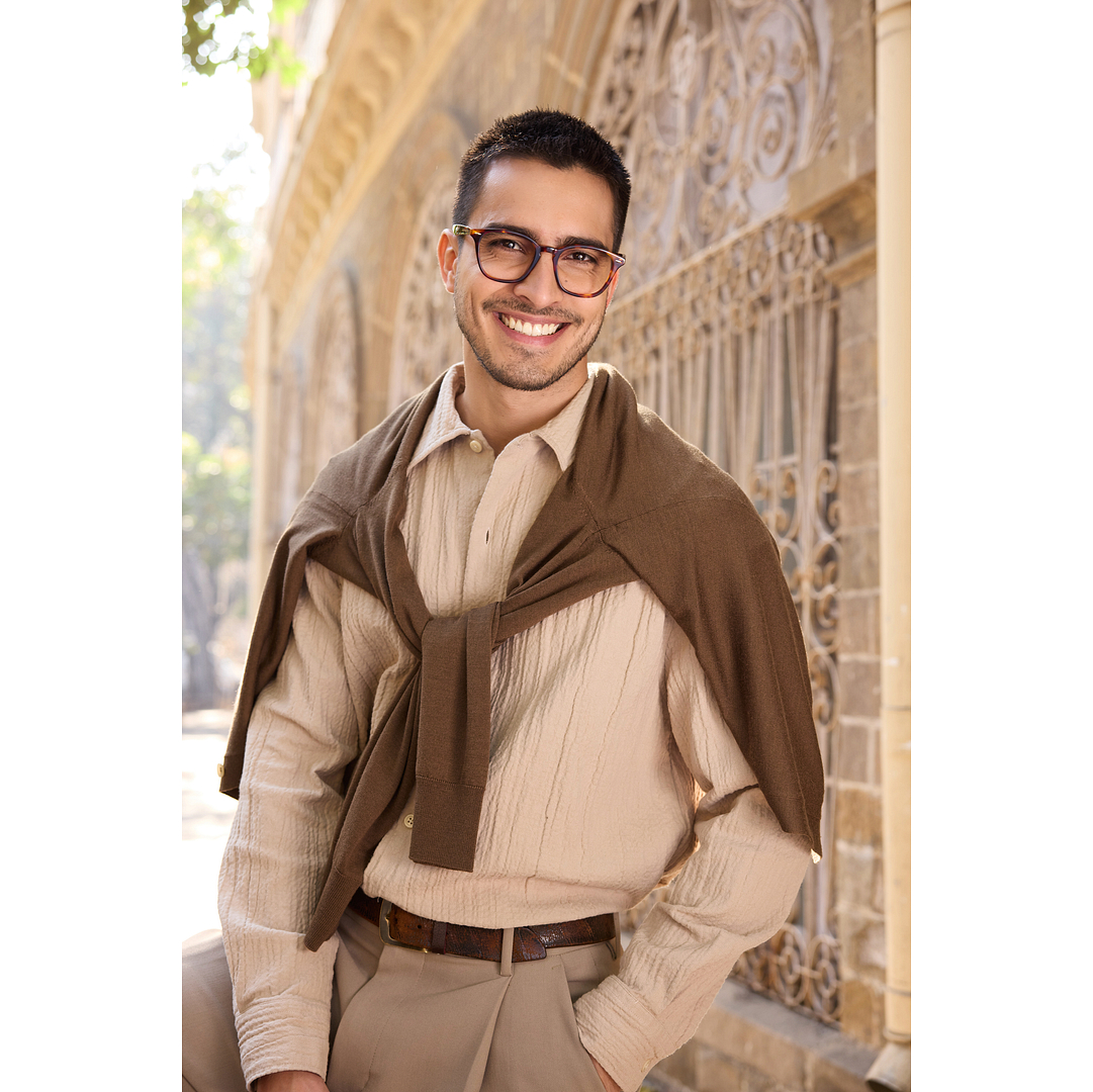 Le Petit Lunetier Tortoise Full Rim Round left side