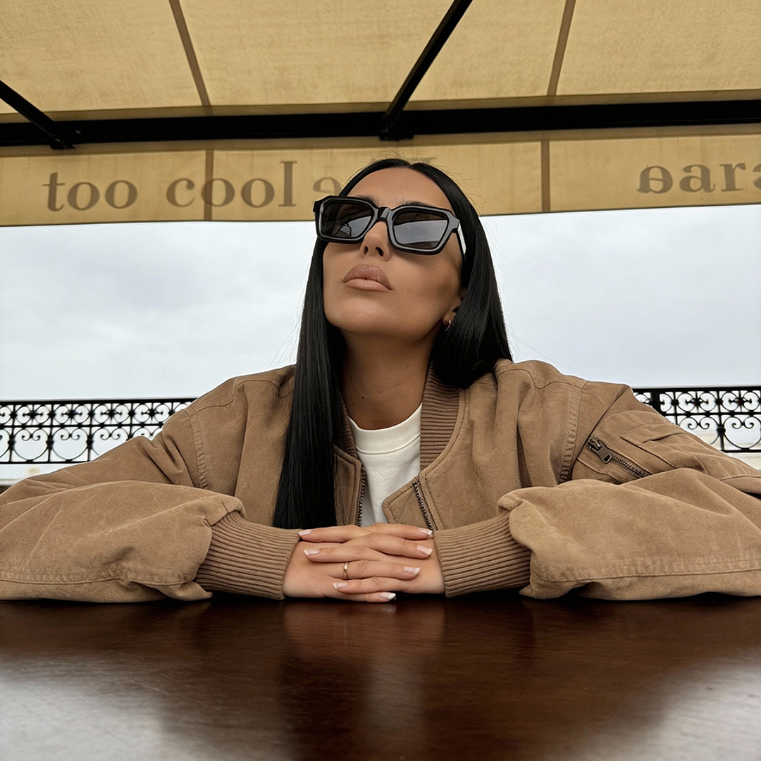 Meller Black Full Rim Geometric right side