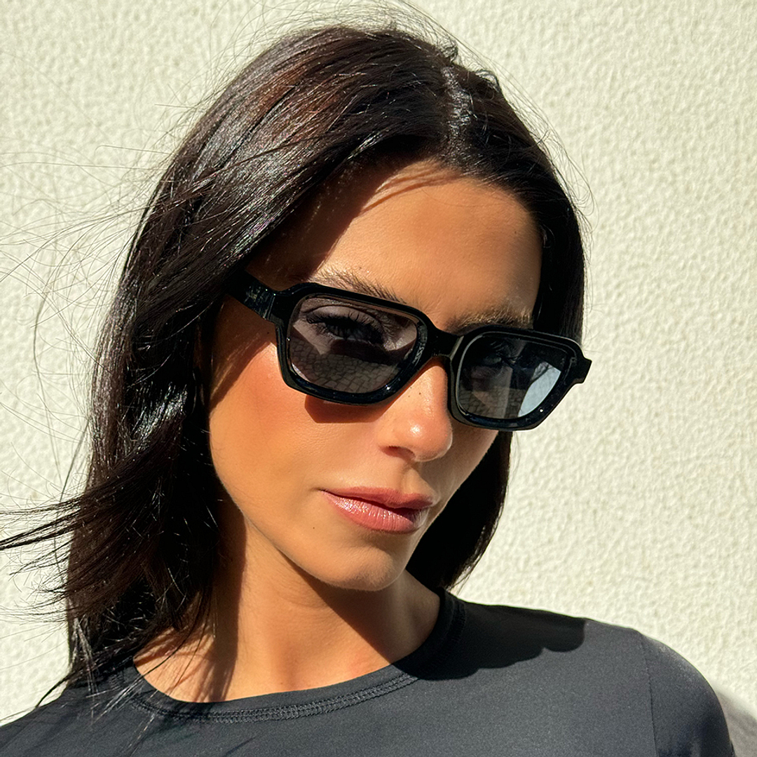 Meller Black Full Rim Geometric left side