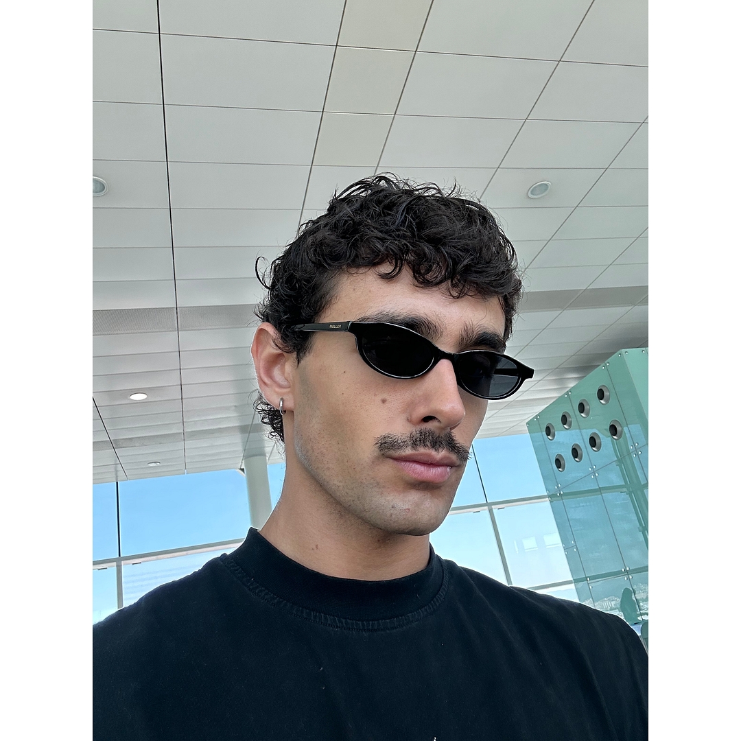 Meller Black Full Rim Oval right side