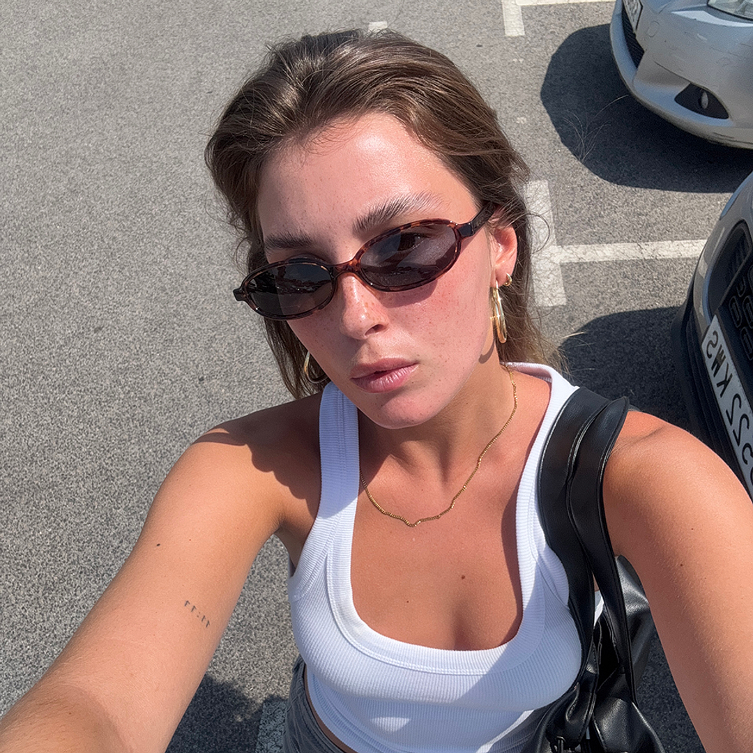 Meller Demi Full Rim Oval right side