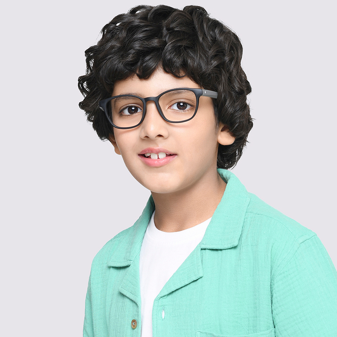 Hooper Online Black Full Rim Square left side