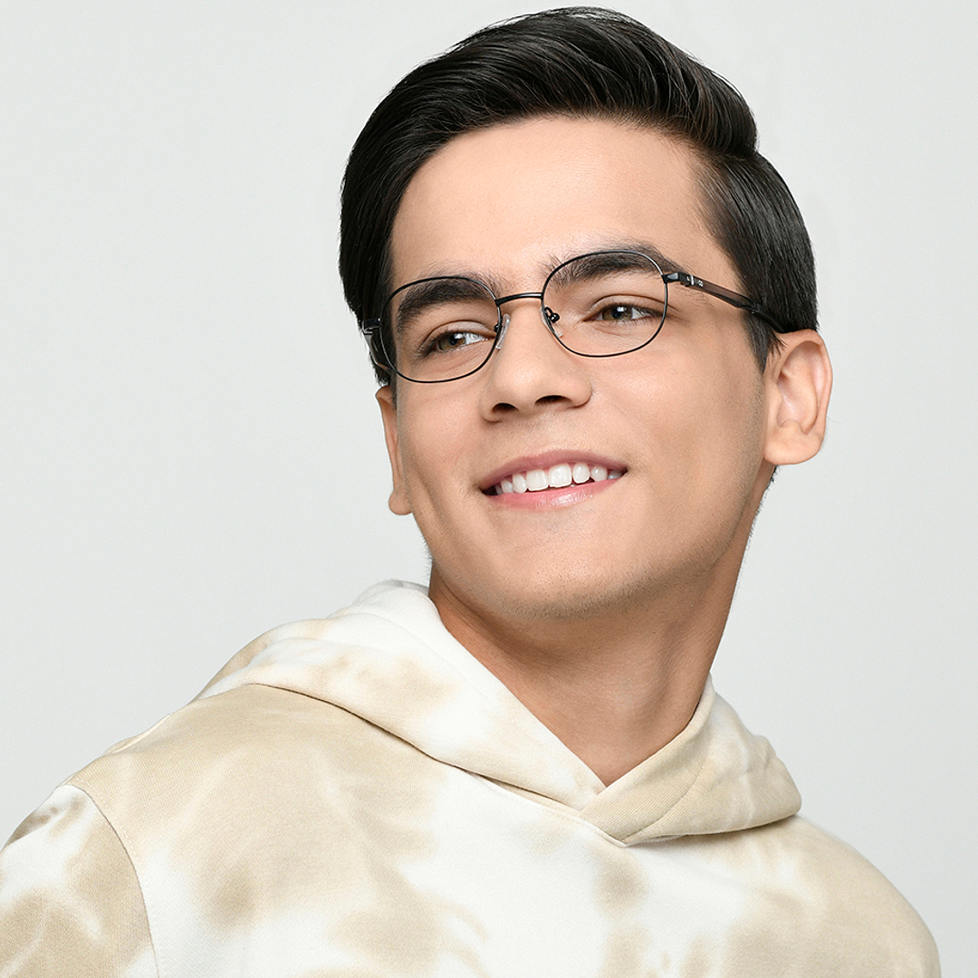 Hooper Online Black Full Rim Round left side