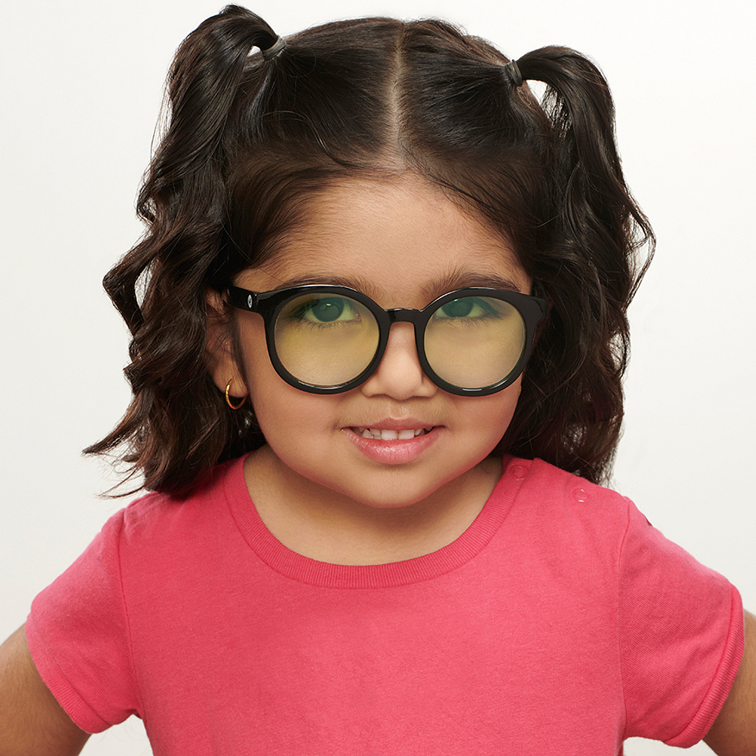 Hooper Black Full Rim Round left side