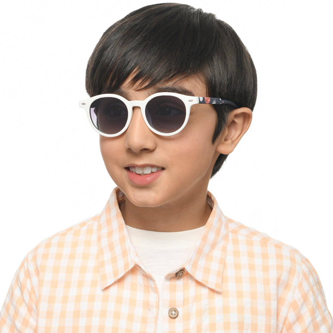 Hooper White Full Rim Round left side