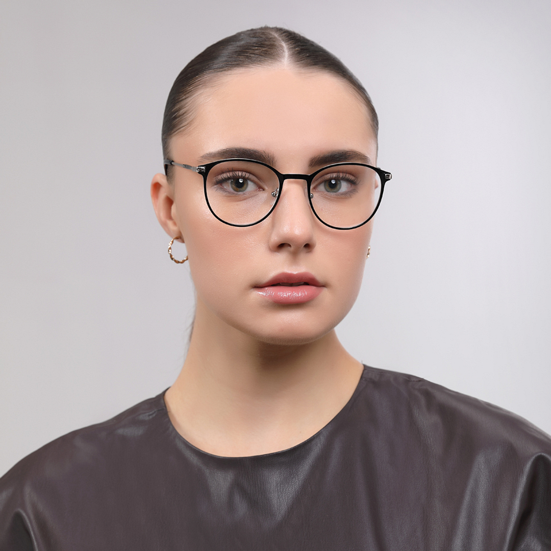 John Jacobs Black Full Rim Round right side