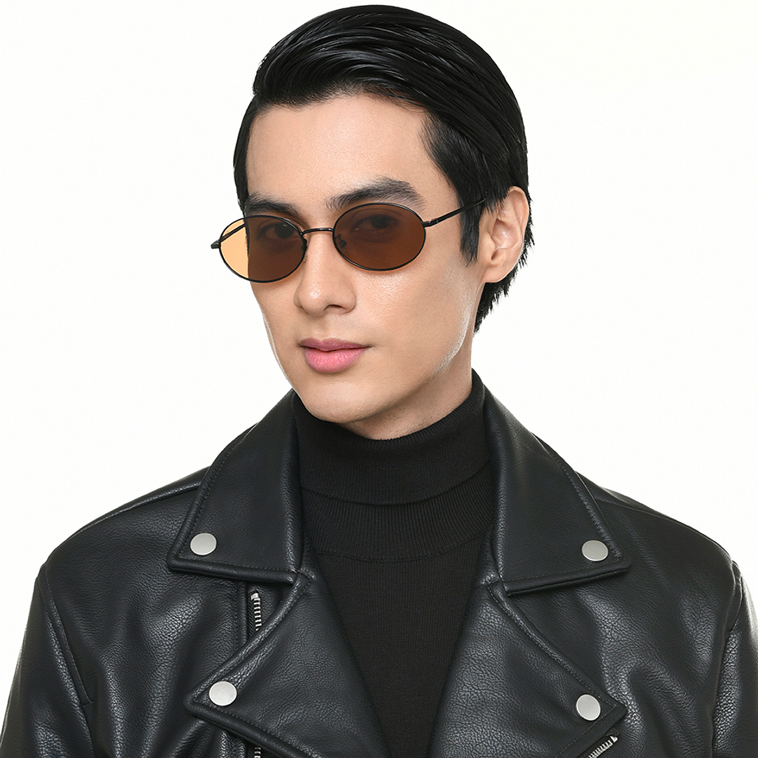 Lenskart Black Full Rim Round right side