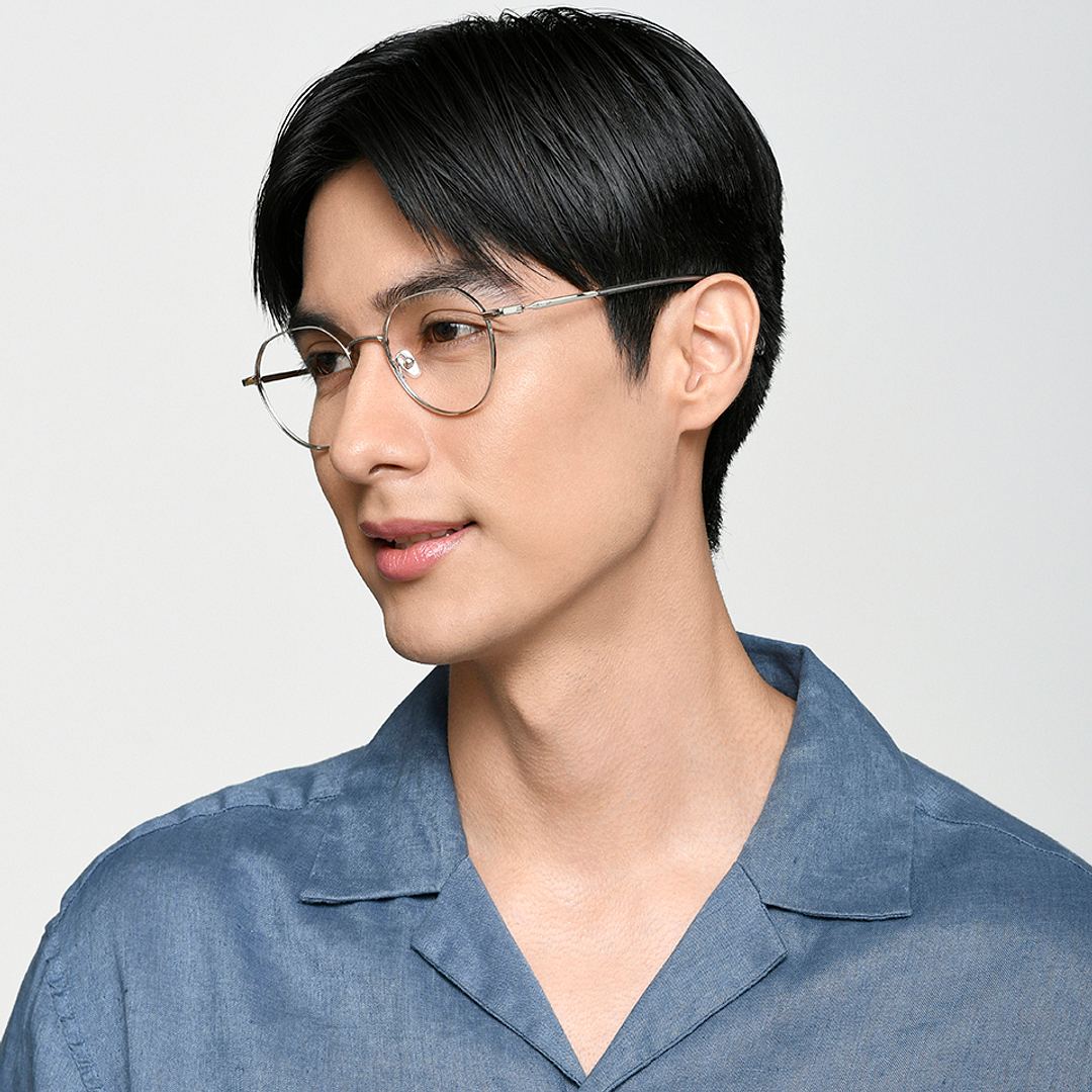 Lenskart Air Silver Full Rim Round left side