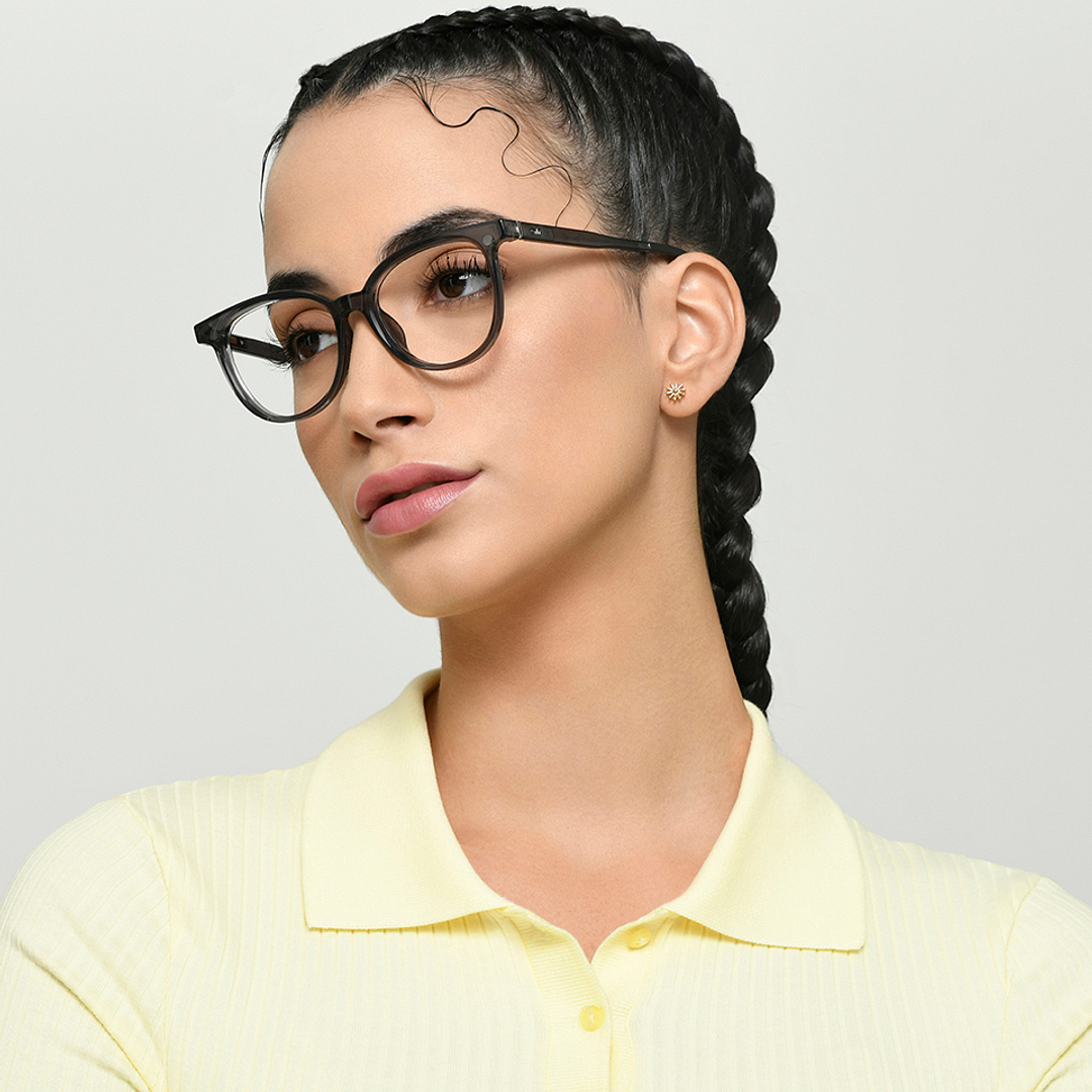 Lenskart Air Online Black Transparent Full Rim Round right side