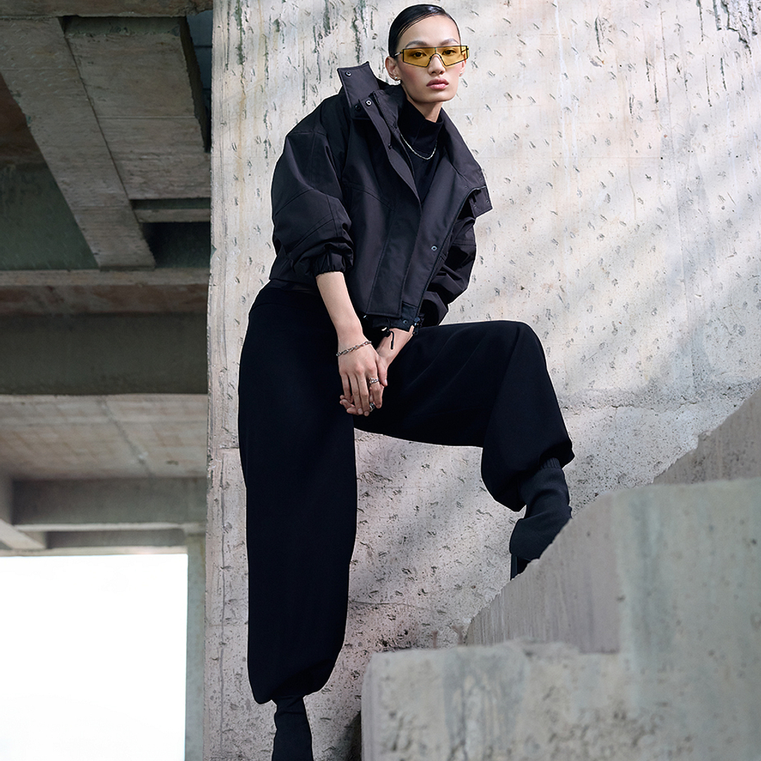 Lenskart Studio Online Black Full Rim Geometric left side