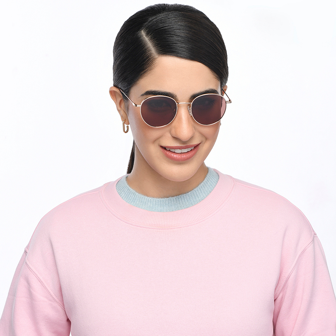 Vincent Chase Polarized Gold Full Rim Round right side