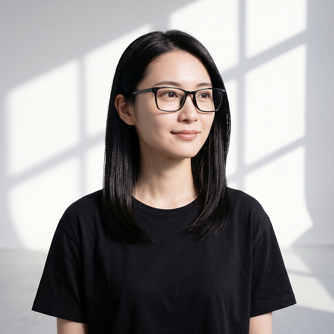 OWNDAYS | ESSENTIAL Black Rimless Others left side