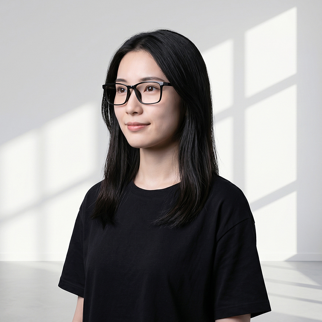 OWNDAYS | ESSENTIAL Black Rimless Others right side