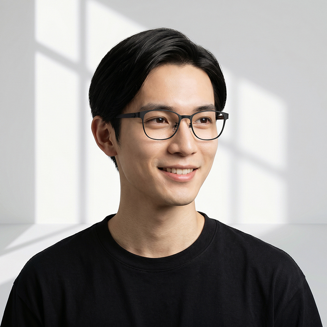 OWNDAYS | SUN Black Full Rim Wellington left side