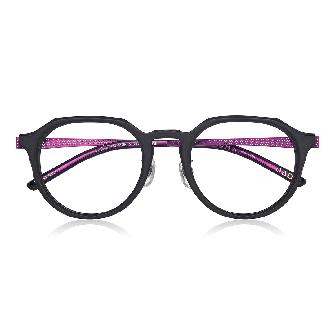 SQUID GAME × OWNDAYS Matte Black Full Rim Boston right side