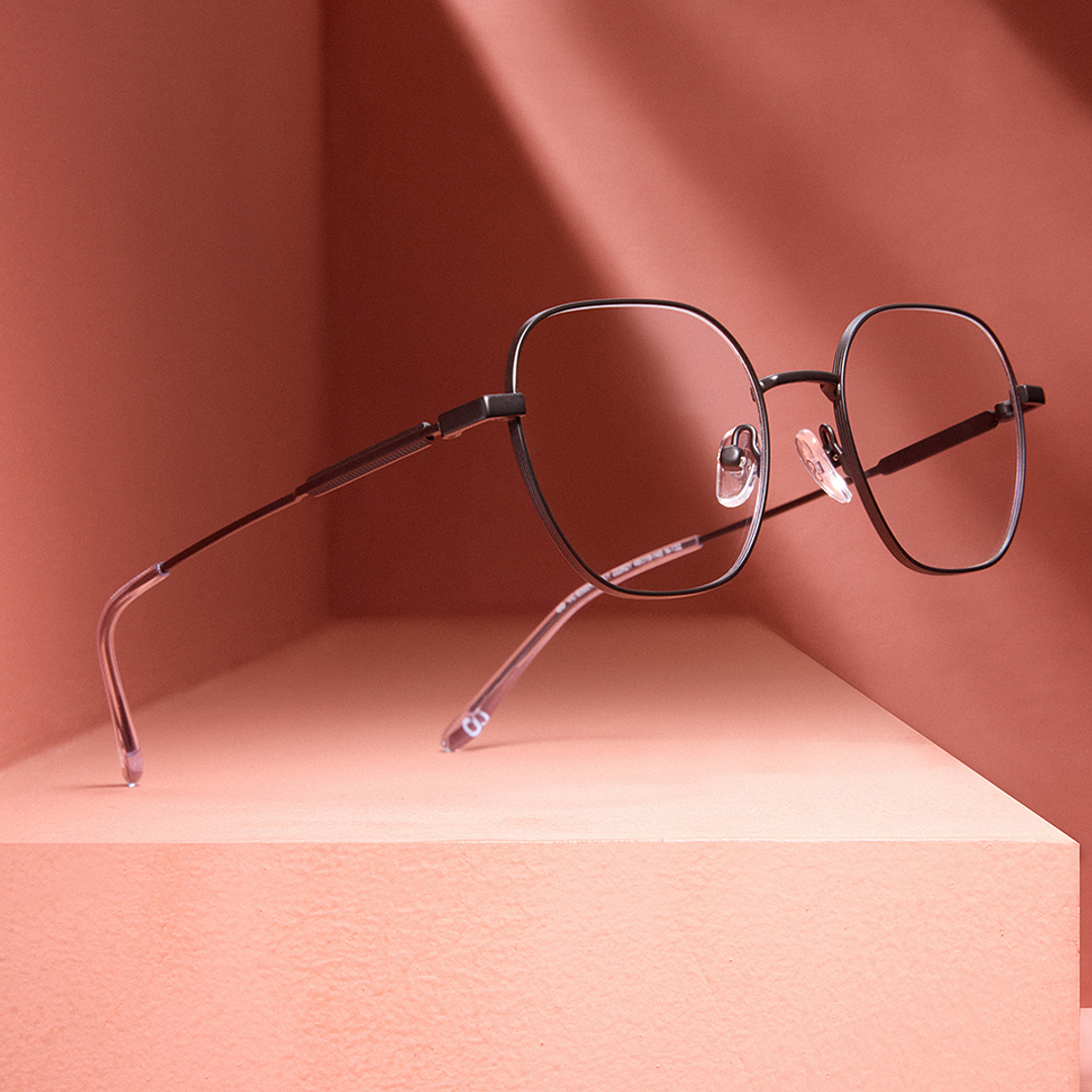 Vincent Chase Online Black Full Rim Geometric right side