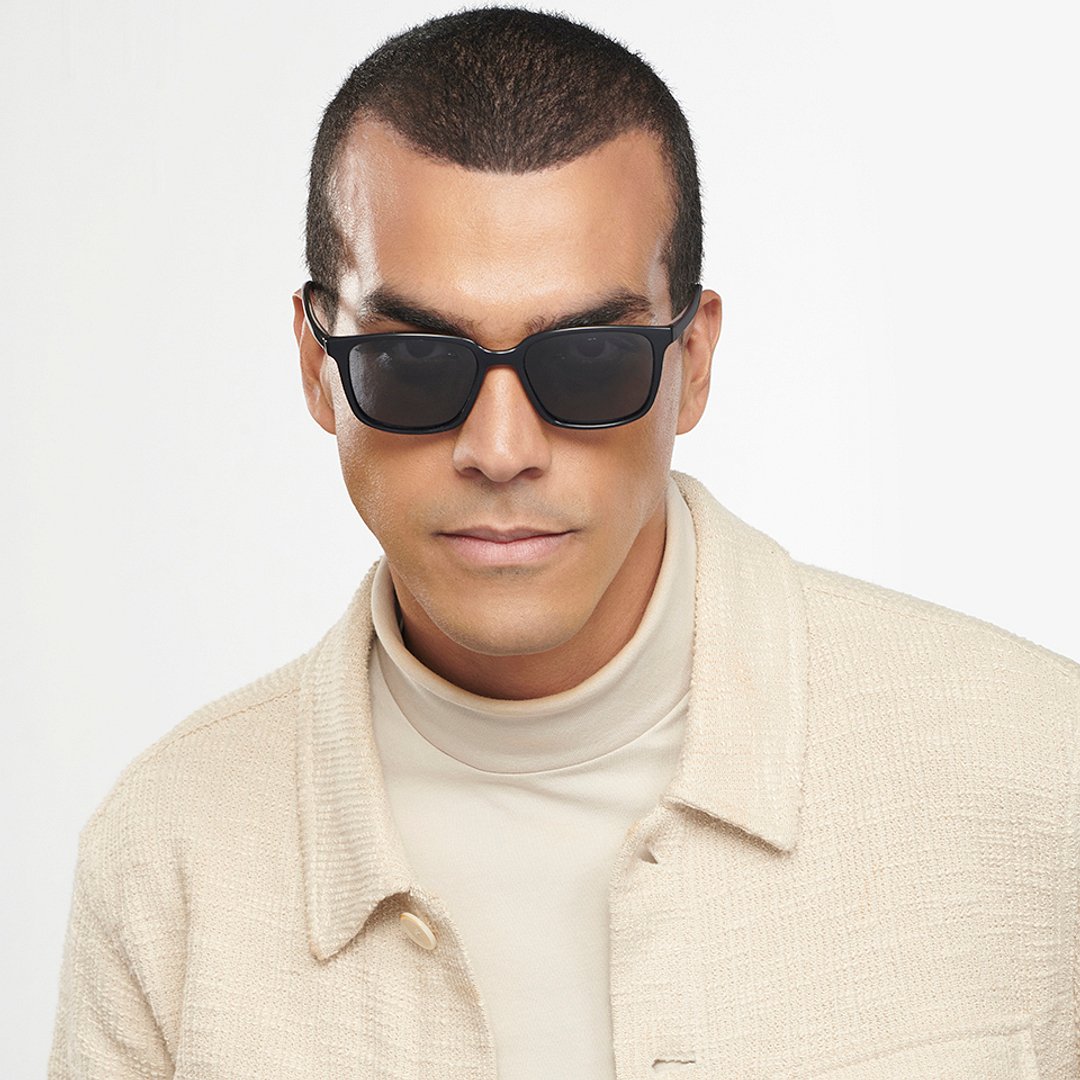 Vincent Chase Polarized Black Full Rim Rectangle right side