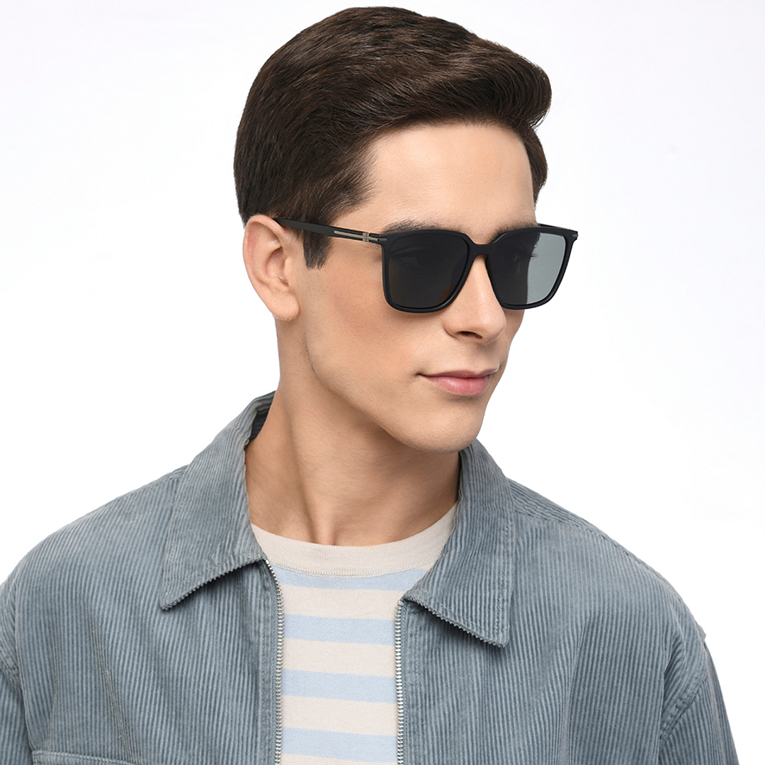 Vincent Chase Polarized Black Full Rim Square right side