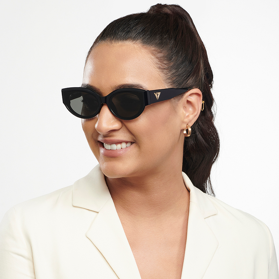 Vincent Chase Online Black Full Rim Cat Eye left side