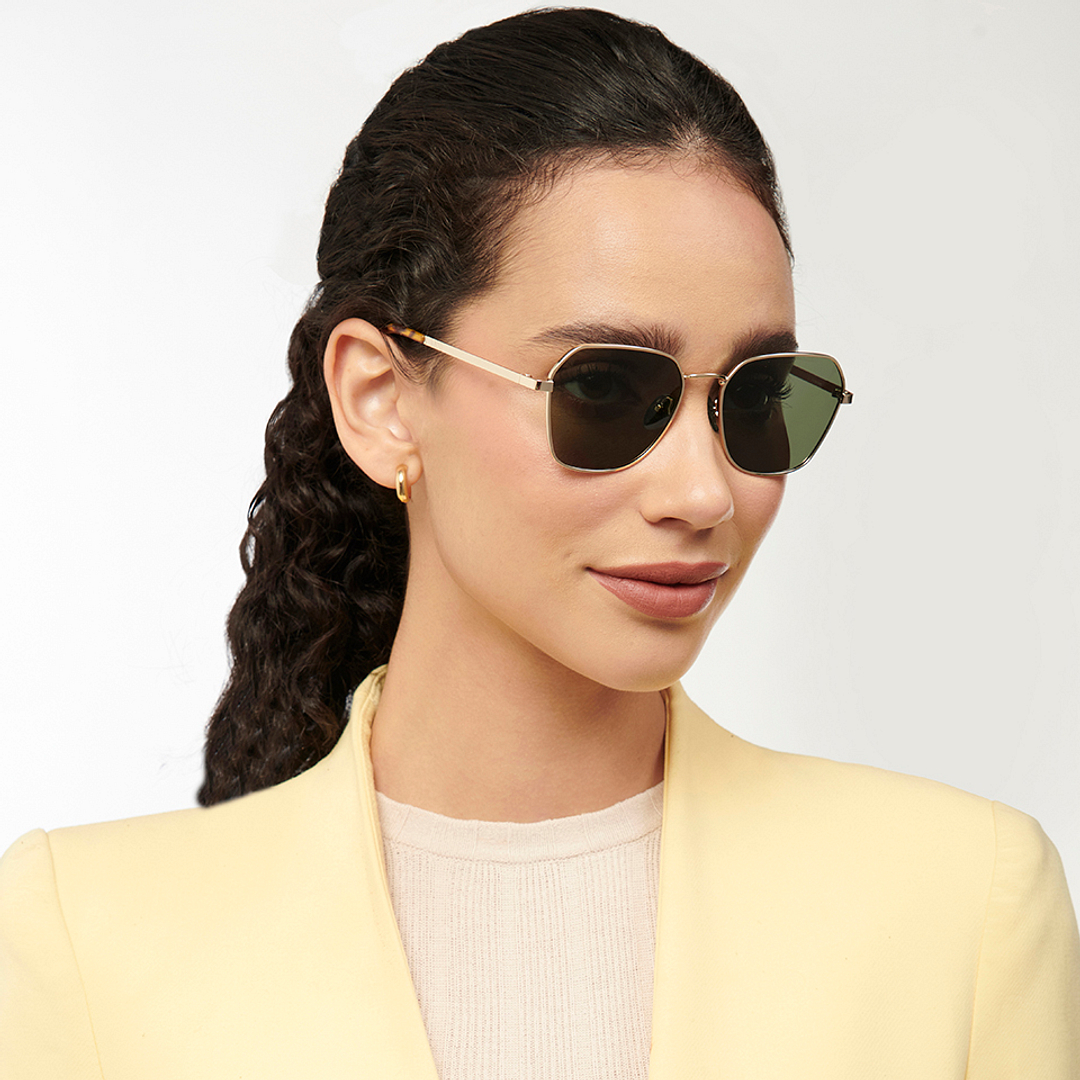 Vincent Chase Polarized Gold Full Rim Geometric left side