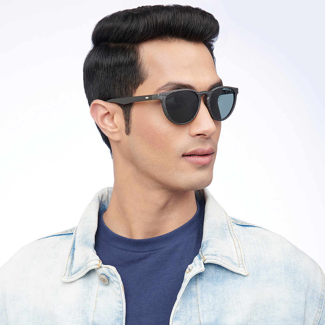 Vincent Chase Polarized Black Full Rim Round right side