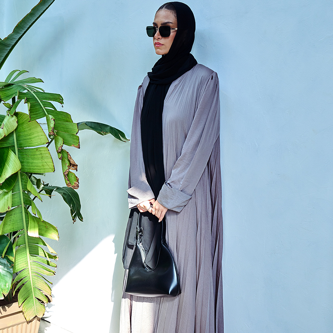 Vincent Chase Online Black Rimless Rectangle right side