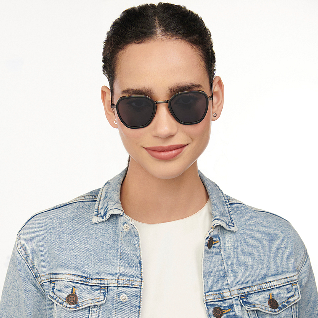 Vincent Chase Polarized Gunmetal Full Rim Geometric right side