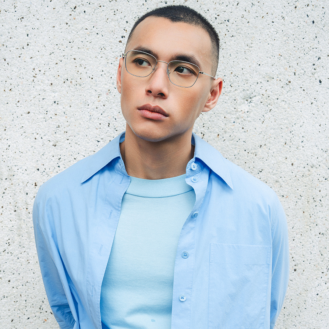 Vincent Chase Online Silver Full Rim Square right side