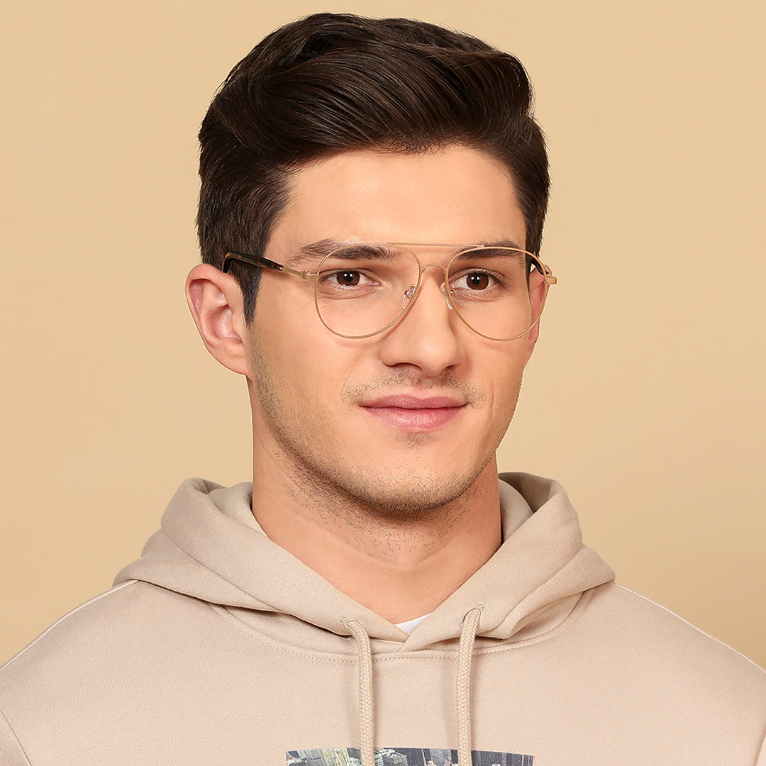 Vincent Chase Online Gold Full Rim Aviator left side