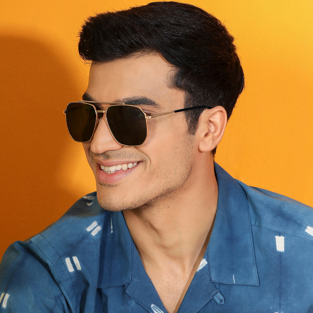 Vincent Chase Polarized Gold Full Rim Square left side