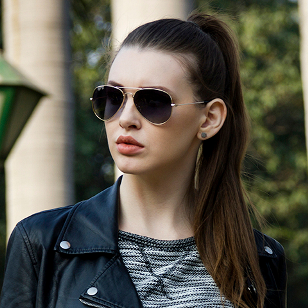 Vincent Chase Online Gold Full Rim Aviator left side