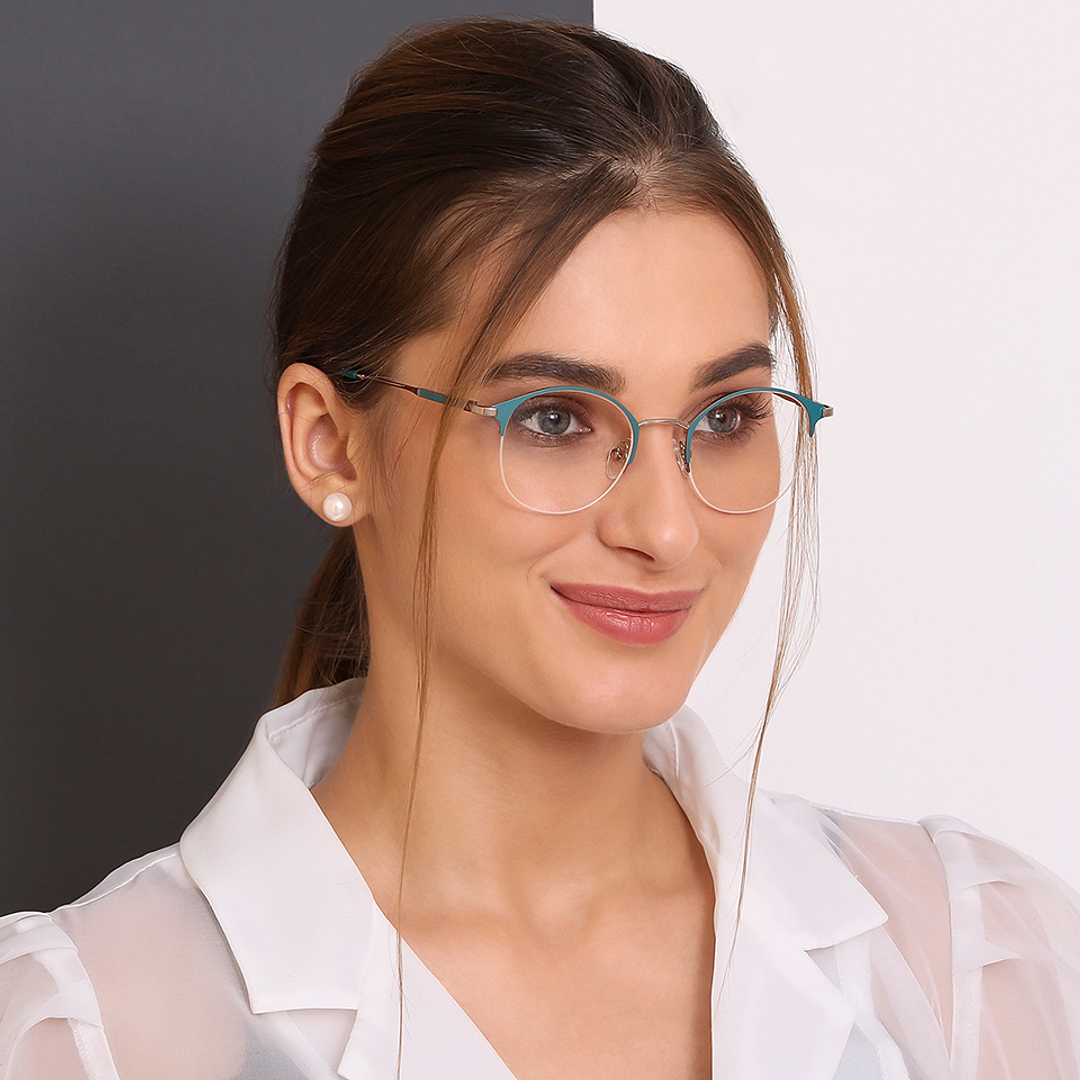 Vincent Chase Online Gold Half Rim Round left side
