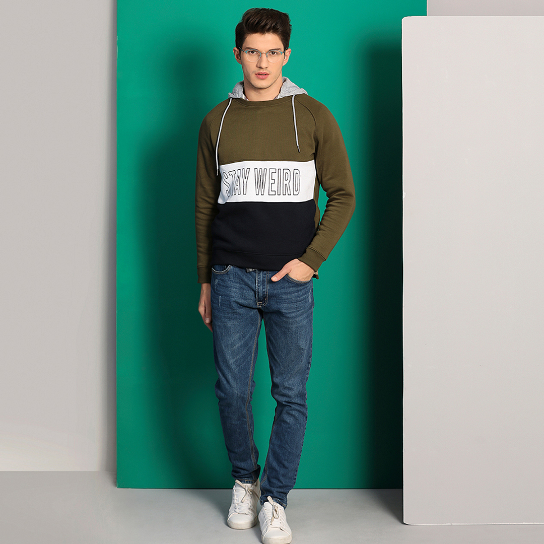 Vincent Chase Online Gold Half Rim Round right side