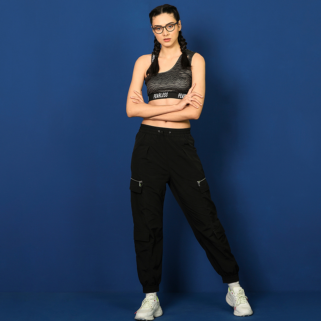 Lenskart Air Online Black Full Rim Round right side