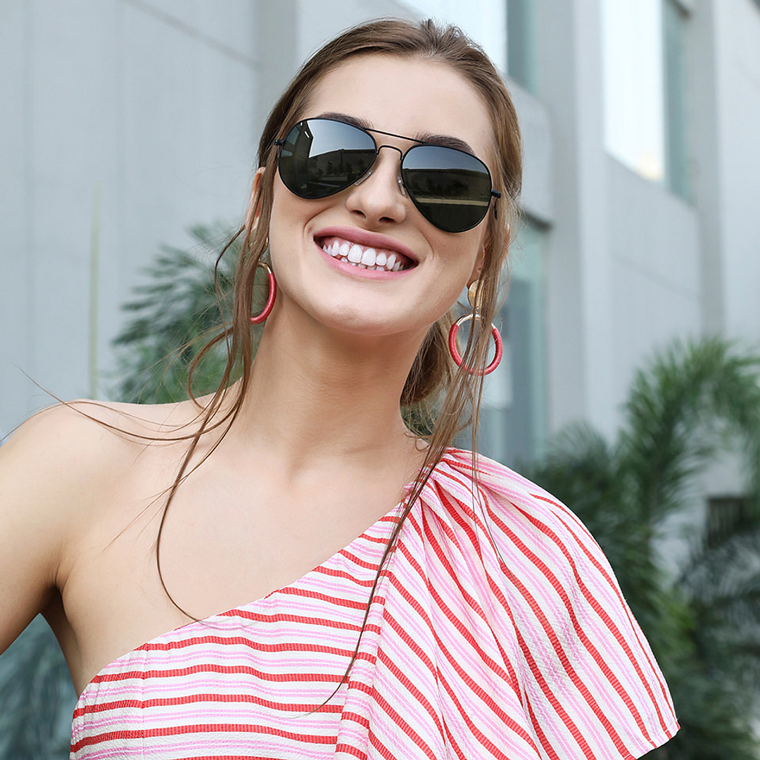 Vincent Chase Online Black Full Rim Aviator left side