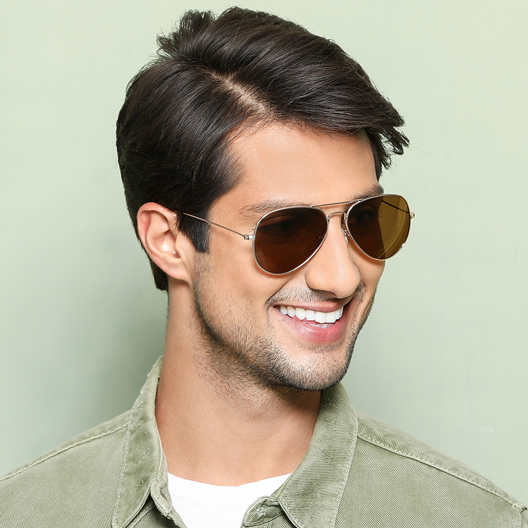 Vincent Chase Polarized Gold Full Rim Aviator right side